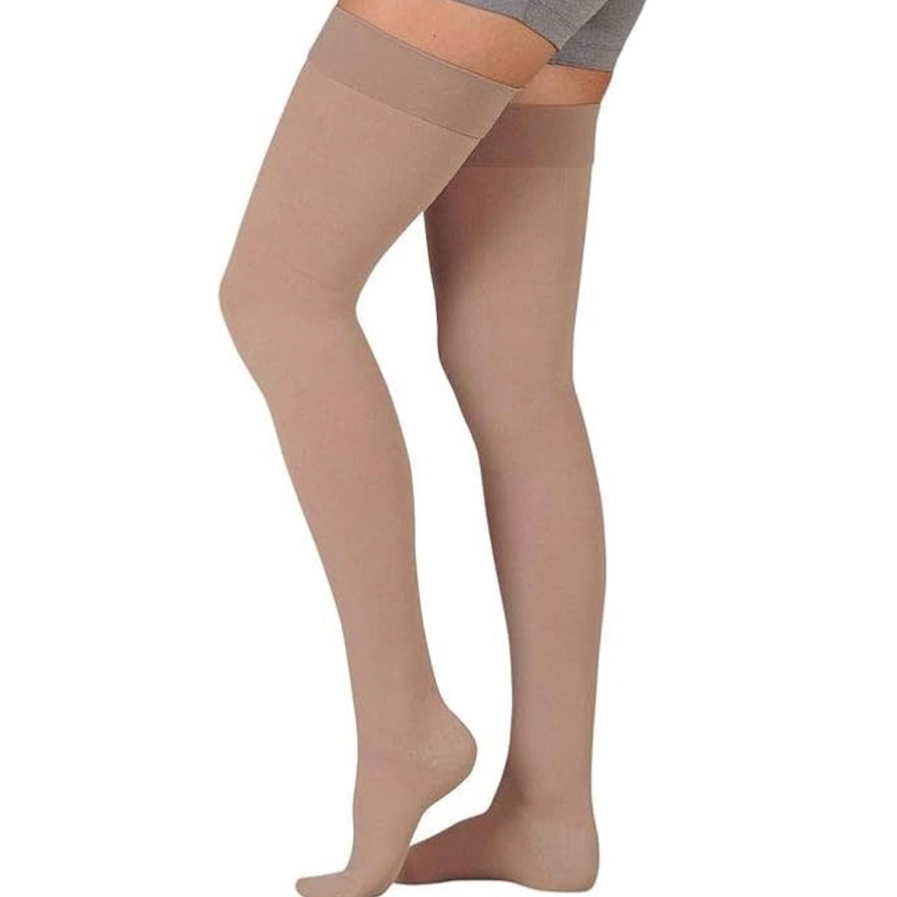 Juzo Soft Full Foot 30-40 Compression Thigh Highs~Size IlI Short~NEW